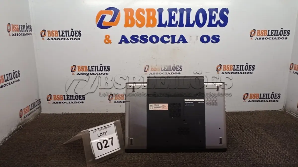 LOTE 027 - 01 NOTEBOOK MARCA DELL SÉRIE VOSTRO. (NO ESTADO) ATENÇÃO! FAZER A VISITAÇÃO ANTES DE ARREMATAR, NÃO SABEMOS SE FUNCIONA, LEILÃO NÃO TEM GARANTIA E NEM DEVOLUÇÃO, SUJEITO A POSSÍVEIS AVARIAS VISÍVEIS/OCULTAS E/OU AUSÊNCIA DE COMPONENTES.