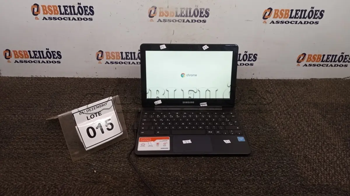 LOTE 015 - 01 NOTEBOOK 16GB TELA 11.6’’. (NO ESTADO) ATENÇÃO! FAZER A VISITAÇÃO ANTES DE ARREMATAR, NÃO SABEMOS SE FUNCIONA, LEILÃO NÃO TEM GARANTIA E NEM DEVOLUÇÃO, SUJEITO A POSSÍVEIS AVARIAS VISÍVEIS/OCULTAS E/OU AUSÊNCIA DE COMPONENTES.