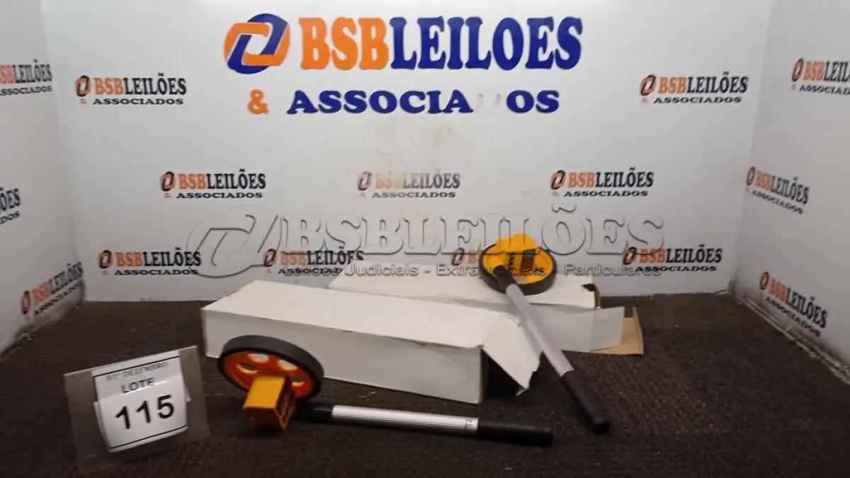 LOTE 115 - 02 TRENAS DE RODA DIGITAL. (NO ESTADO) ATENÇÃO! FAZER A VISITAÇÃO ANTES DE ARREMATAR, NÃO SABEMOS SE FUNCIONA, LEILÃO NÃO TEM GARANTIA E NEM DEVOLUÇÃO, SUJEITO A POSSÍVEIS AVARIAS VISÍVEIS/OCULTAS E/OU AUSÊNCIA DE COMPONENTES.