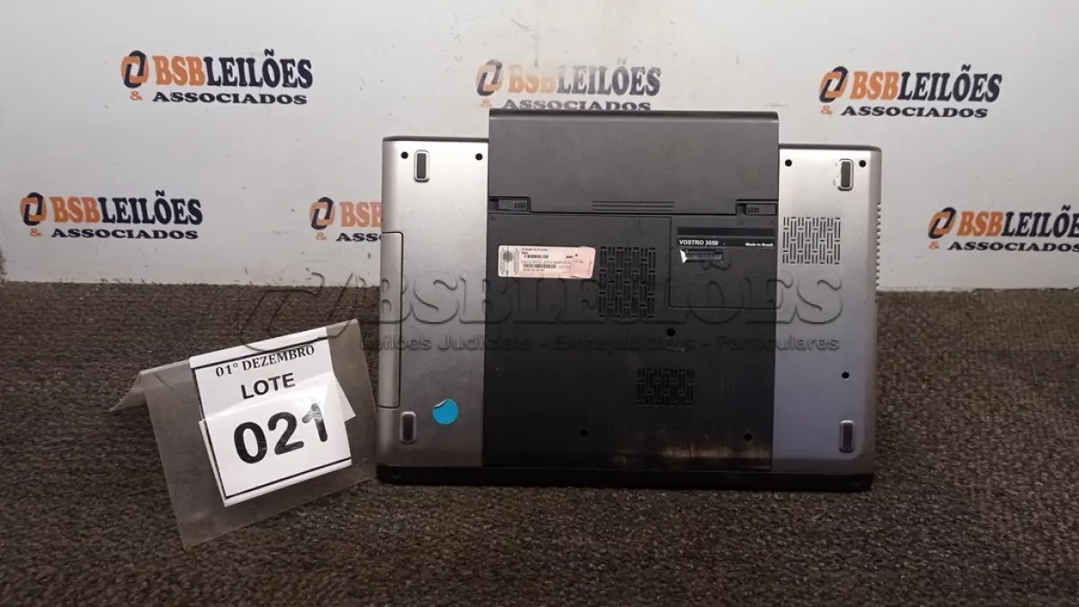 LOTE 021 - 01 NOTEBOOK MARCA DELL SÉRIE VOSTRO. (NO ESTADO) ATENÇÃO! FAZER A VISITAÇÃO ANTES DE ARREMATAR, NÃO SABEMOS SE FUNCIONA, LEILÃO NÃO TEM GARANTIA E NEM DEVOLUÇÃO, SUJEITO A POSSÍVEIS AVARIAS VISÍVEIS/OCULTAS E/OU AUSÊNCIA DE COMPONENTES.