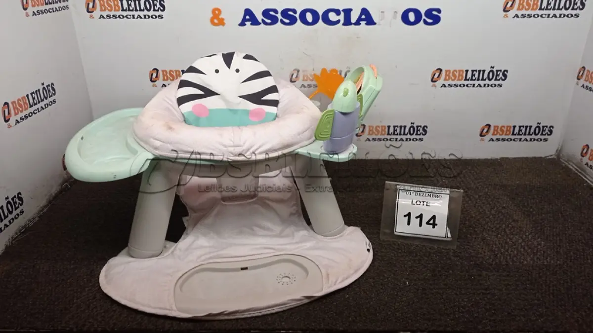 LOTE 114 - 01 ANDADOR PARA CRIANÇA. (NO ESTADO) ATENÇÃO! FAZER A VISITAÇÃO ANTES DE ARREMATAR, NÃO SABEMOS SE FUNCIONA, LEILÃO NÃO TEM GARANTIA E NEM DEVOLUÇÃO, SUJEITO A POSSÍVEIS AVARIAS VISÍVEIS/OCULTAS E/OU AUSÊNCIA DE COMPONENTES.