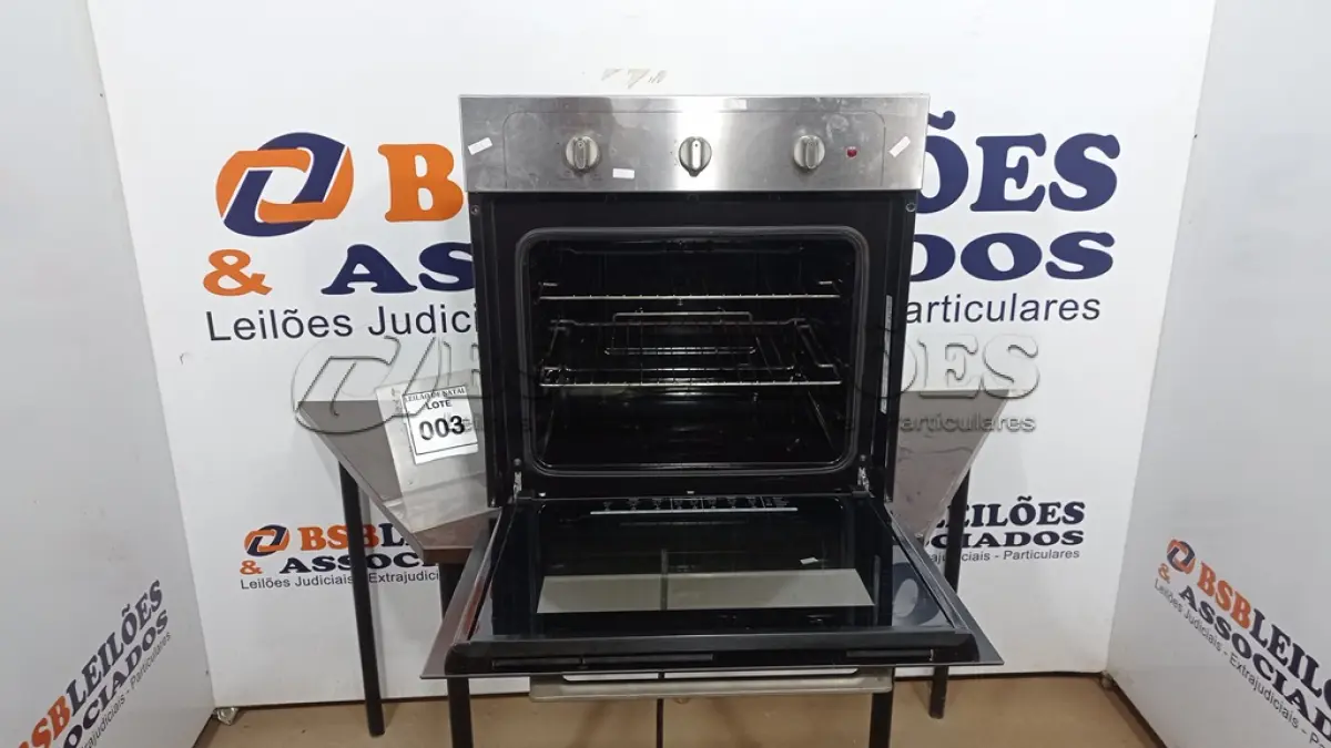 LOTE 003 - 01 FORNO DE EMBUTIR MARCA CONSUL. (NO ESTADO) ATENÇÃO! FAZER A VISITAÇÃO ANTES DE ARREMATAR, NÃO SABEMOS SE FUNCIONA, LEILÃO NÃO TEM GARANTIA E NEM DEVOLUÇÃO, SUJEITO A POSSÍVEIS AVARIAS VISÍVEIS/OCULTAS E/OU AUSÊNCIA DE COMPONENTES.