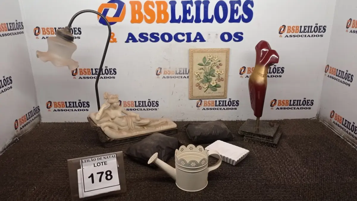 LOTE 178