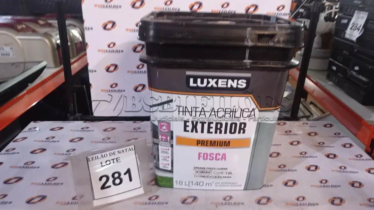 LOTE 281 - 01 BALDE DE TINTA ACRÍLICA EXTERIOR PREMIUM 18L NA COR ORGAND FOSCO MARCA LUXENS. (NO ESTADO) ATENÇÃO! FAZER A VISITAÇÃO ANTES DE ARREMATAR, NÃO SABEMOS SE FUNCIONA, LEILÃO NÃO TEM GARANTIA E NEM DEVOLUÇÃO, SUJEITO A POSSÍVEIS AVARIAS VISÍVEIS/OCULTAS E/OU AUSÊNCIA DE COMPONENTES.