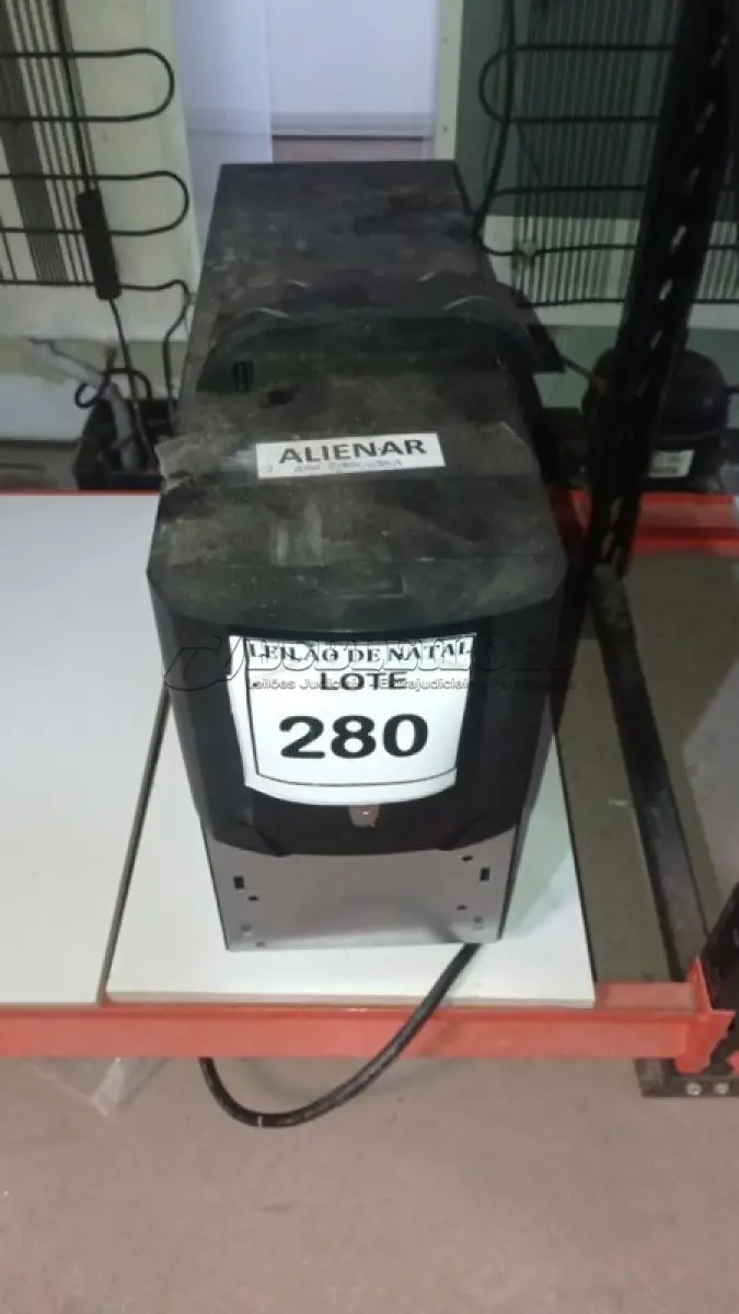 LOTE 280 - 01 NOBREAK MARCA SMS. (NO ESTADO) ATENÇÃO! FAZER A VISITAÇÃO ANTES DE ARREMATAR, NÃO SABEMOS SE FUNCIONA, LEILÃO NÃO TEM GARANTIA E NEM DEVOLUÇÃO, SUJEITO A POSSÍVEIS AVARIAS VISÍVEIS/OCULTAS E/OU AUSÊNCIA DE COMPONENTES.