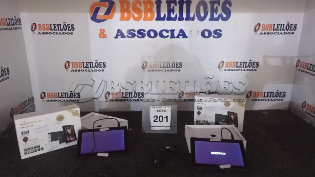 LOTE 201 - 02 TABLETS MARCA POWERPACK. (NO ESTADO) ATENÇÃO! FAZER A VISITAÇÃO ANTES DE ARREMATAR, NÃO SABEMOS SE FUNCIONA, LEILÃO NÃO TEM GARANTIA E NEM DEVOLUÇÃO, SUJEITO A POSSÍVEIS AVARIAS VISÍVEIS/OCULTAS E/OU AUSÊNCIA DE COMPONENTES.