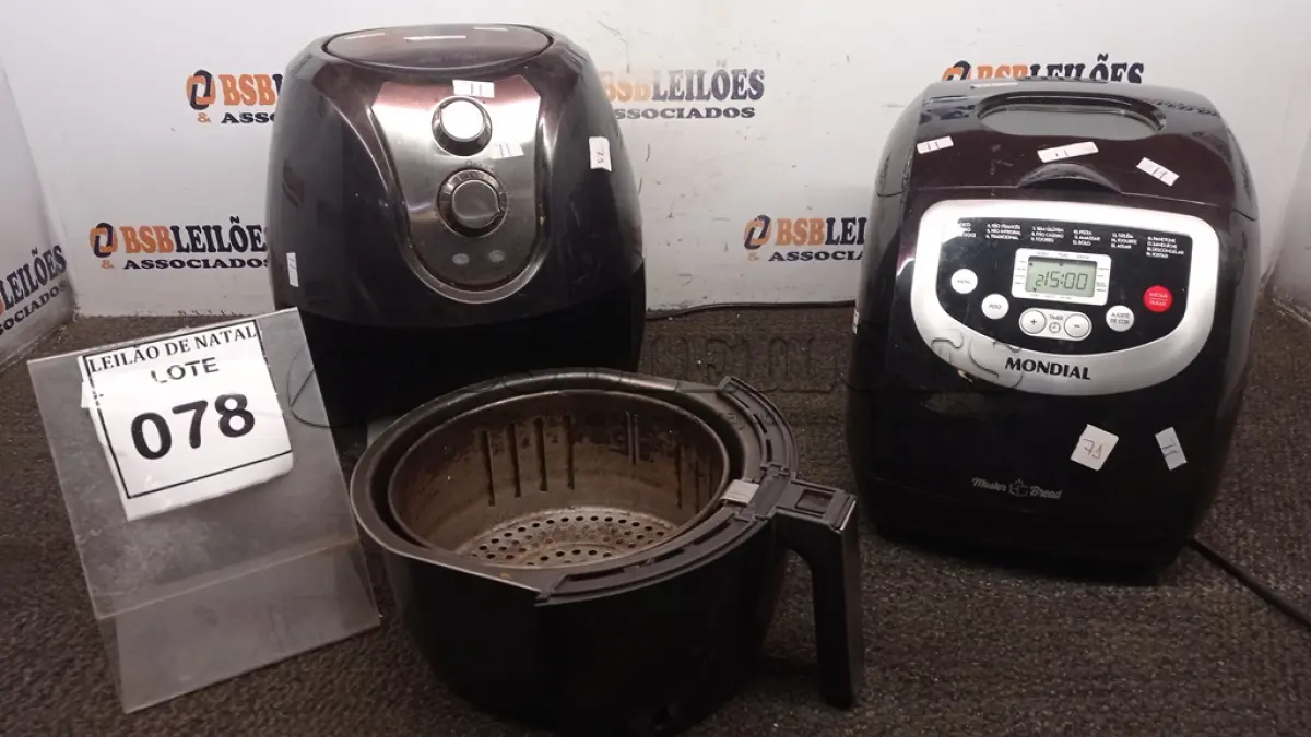 LOTE 078 - 01 MÁQUINA DE PÃO MARCA MONDIAL E 01 AIR FRYER MARCA BRITÂNIA. (NO ESTADO) ATENÇÃO! FAZER A VISITAÇÃO ANTES DE ARREMATAR, NÃO SABEMOS SE FUNCIONA, LEILÃO NÃO TEM GARANTIA E NEM DEVOLUÇÃO, SUJEITO A POSSÍVEIS AVARIAS VISÍVEIS/OCULTAS E/OU AUSÊNCIA DE COMPONENTES.