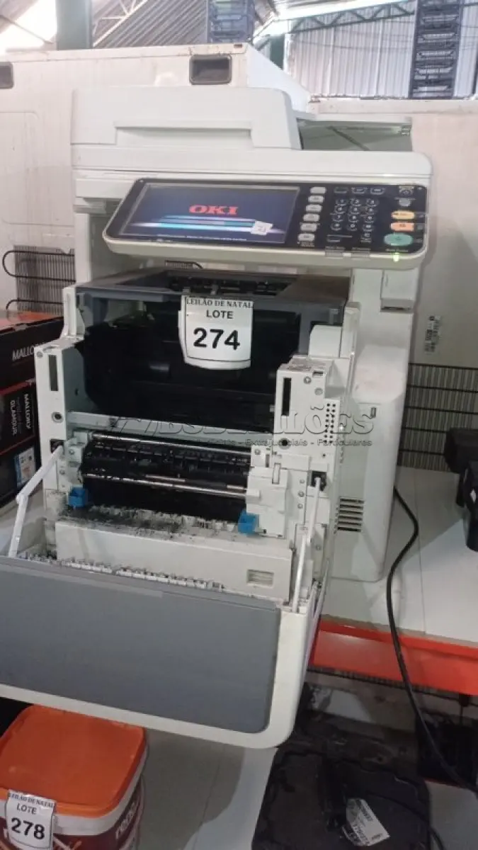 LOTE 274 - 01 IMPRESSORA MULTIFUNCIONAL MODELO MPS5502MB MARCA OKI. (NO ESTADO) ATENÇÃO! FAZER A VISITAÇÃO ANTES DE ARREMATAR, NÃO SABEMOS SE FUNCIONA, LEILÃO NÃO TEM GARANTIA E NEM DEVOLUÇÃO, SUJEITO A POSSÍVEIS AVARIAS VISÍVEIS/OCULTAS E/OU AUSÊNCIA DE COMPONENTES.