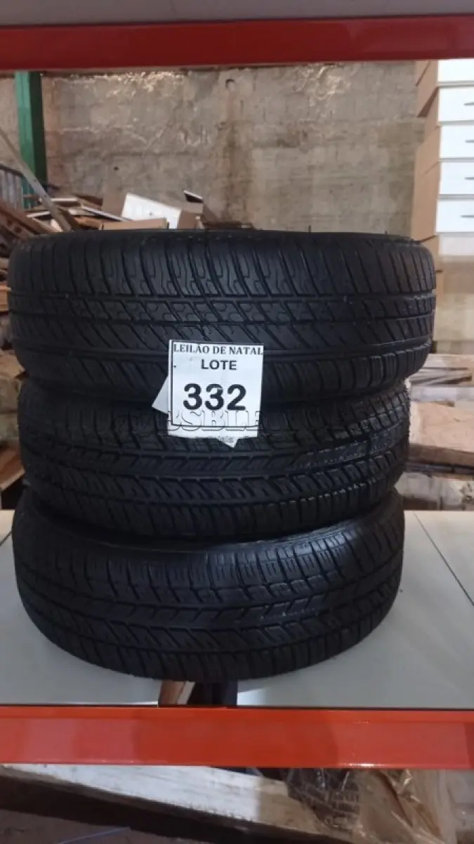 LOTE 332 - 03 PNEUS REMOLD 185/65 R14. (NO ESTADO) ATENÇÃO! FAZER A VISITAÇÃO ANTES DE ARREMATAR, NÃO SABEMOS SE FUNCIONA, LEILÃO NÃO TEM GARANTIA E NEM DEVOLUÇÃO, SUJEITO A POSSÍVEIS AVARIAS VISÍVEIS/OCULTAS E/OU AUSÊNCIA DE COMPONENTES.