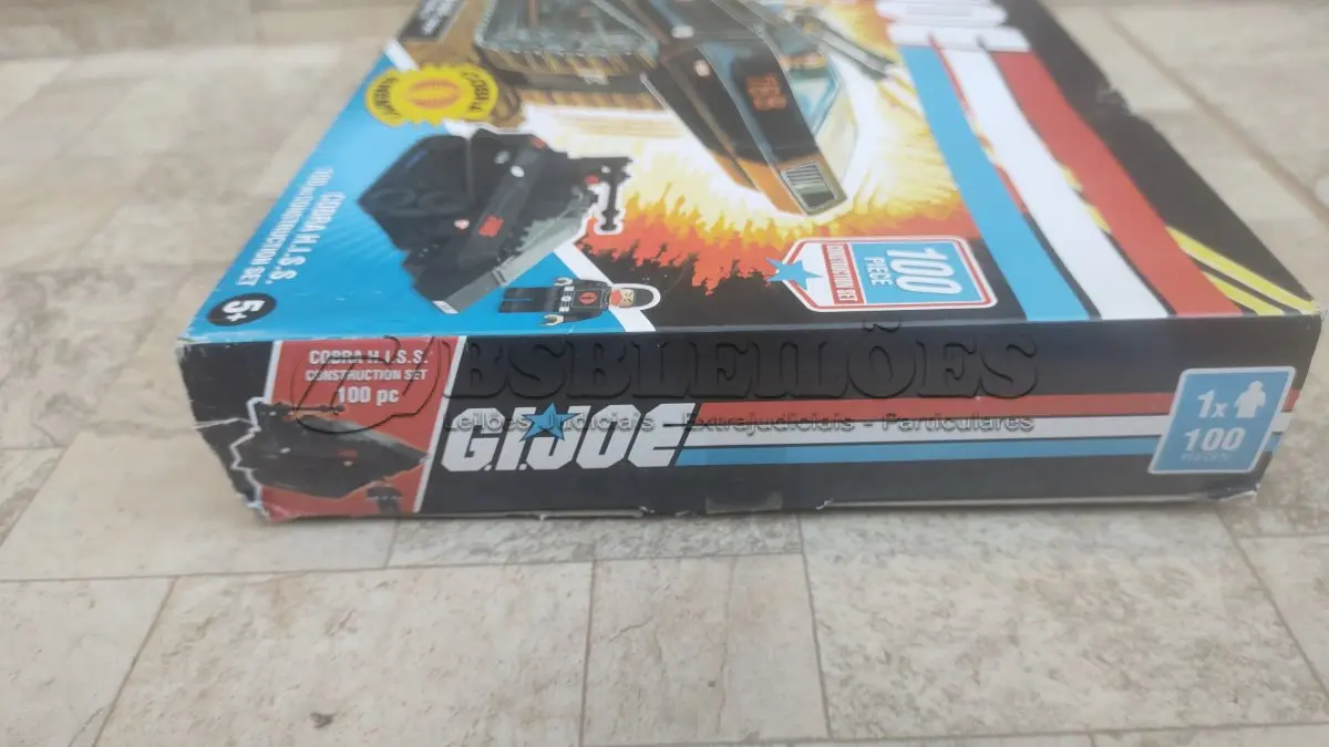 LOTE 055 - GI JOE. COMANDOS EM AÇÃO NOVO LACRADO COMPRADO EM LOJAS DOS EUA ORIGINAL. (NO ESTADO) ATENÇÃO! FAZER A VISITAÇÃO ANTES DE ARREMATAR, NÃO SABEMOS SE FUNCIONA, LEILÃO NÃO TEM GARANTIA E NEM DEVOLUÇÃO, SUJEITO A POSSÍVEIS AVARIAS VISÍVEIS/OCULTAS E/OU AUSÊNCIA DE COMPONENTES.