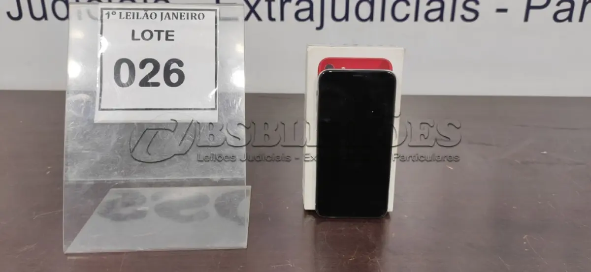 LOTE 026 - 01 IPHONE XS BLOQUEADO.  (NO ESTADO) ATENÇÃO! FAZER A VISITAÇÃO ANTES DE ARREMATAR, NÃO SABEMOS SE FUNCIONA. LEILÃO NÃO TEM GARANTIA E NEM DEVOLUÇÃO, SUJEITO A POSSÍVEIS AVARIAS VISÍVEIS/OCULTAS E/OU AUSÊNCIA DE COMPONENTES.