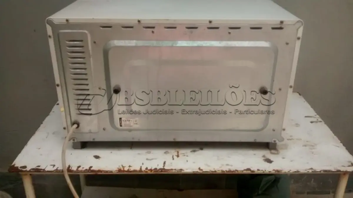 LOTE 517 - 01 FORNO ELÉTRICO NÃO ESTA ESQUENTANDO PRECISA DE MANUTENÇÃO. (NO ESTADO) ATENÇÃO! FAZER A VISITAÇÃO ANTES DE ARREMATAR, NÃO SABEMOS SE FUNCIONA, LEILÃO NÃO TEM GARANTIA E NEM DEVOLUÇÃO, SUJEITO A POSSÍVEIS AVARIAS VISÍVEIS/OCULTAS E/OU AUSÊNCIA DE COMPONENTES.