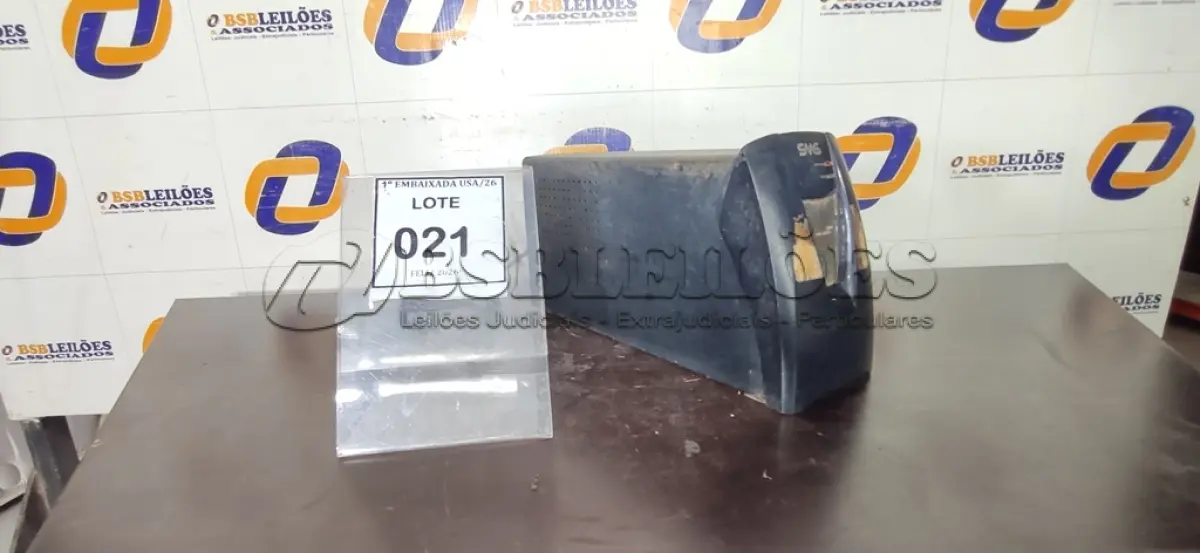 LOTE 021 - 01 UPS ESTABILIZADOR. (NO ESTADO EM QUE SE ENCONTRA. SUJEITO A AVARIAS OCULTAS/VISÍVEIS.)