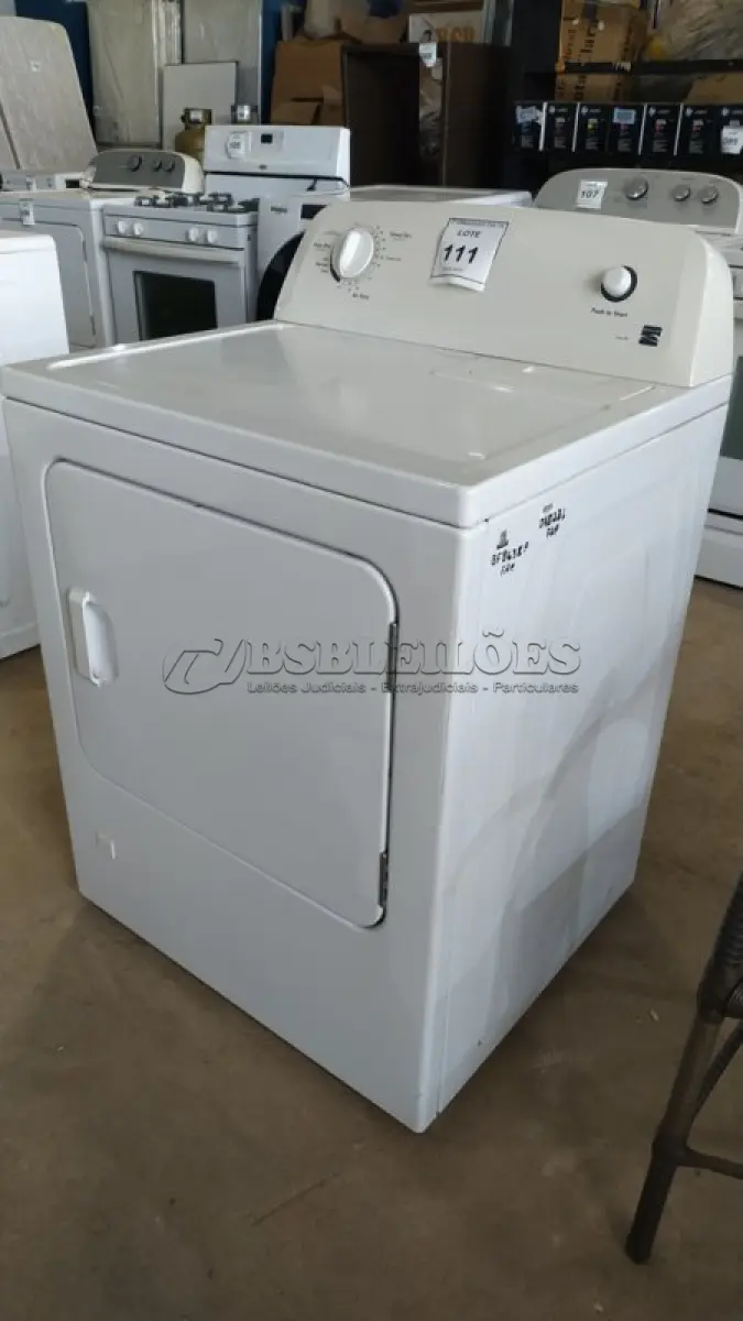 LOTE 111 - 01 SECADORA KENMORE110 VOLTS .M73515122. (NO ESTADO EM QUE SE ENCONTRA. SUJEITO A AVARIAS OCULTAS/VISÍVEIS.) BF8638P