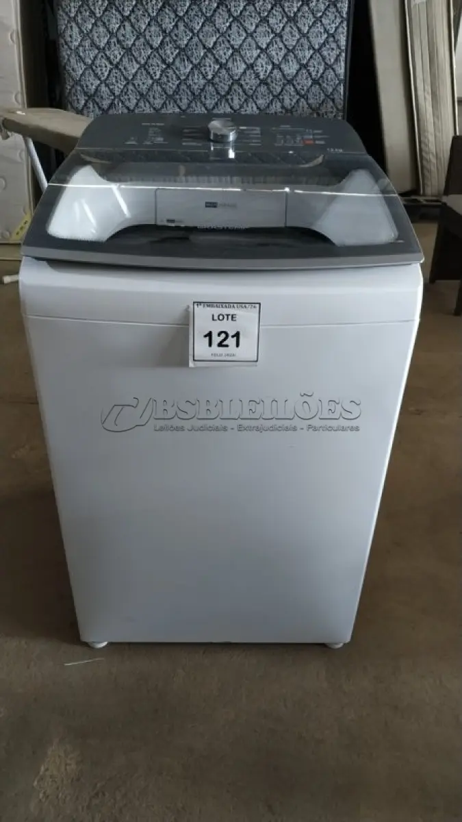LOTE 121 - 01 LAVADORA DE ROUPAS BRASTEMP 12 KG 220 VOLTS. (NO ESTADO EM QUE SE ENCONTRA. SUJEITO A AVARIAS OCULTAS/VISÍVEIS.) BH1519A