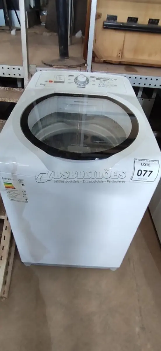 LOTE 077 - 01 LAVADORA BRASTEMP 15KG 220VOLTS. (NO ESTADO EM QUE SE ENCONTRA. SUJEITO A AVARIAS OCULTAS/VISÍVEIS.) AV9826K