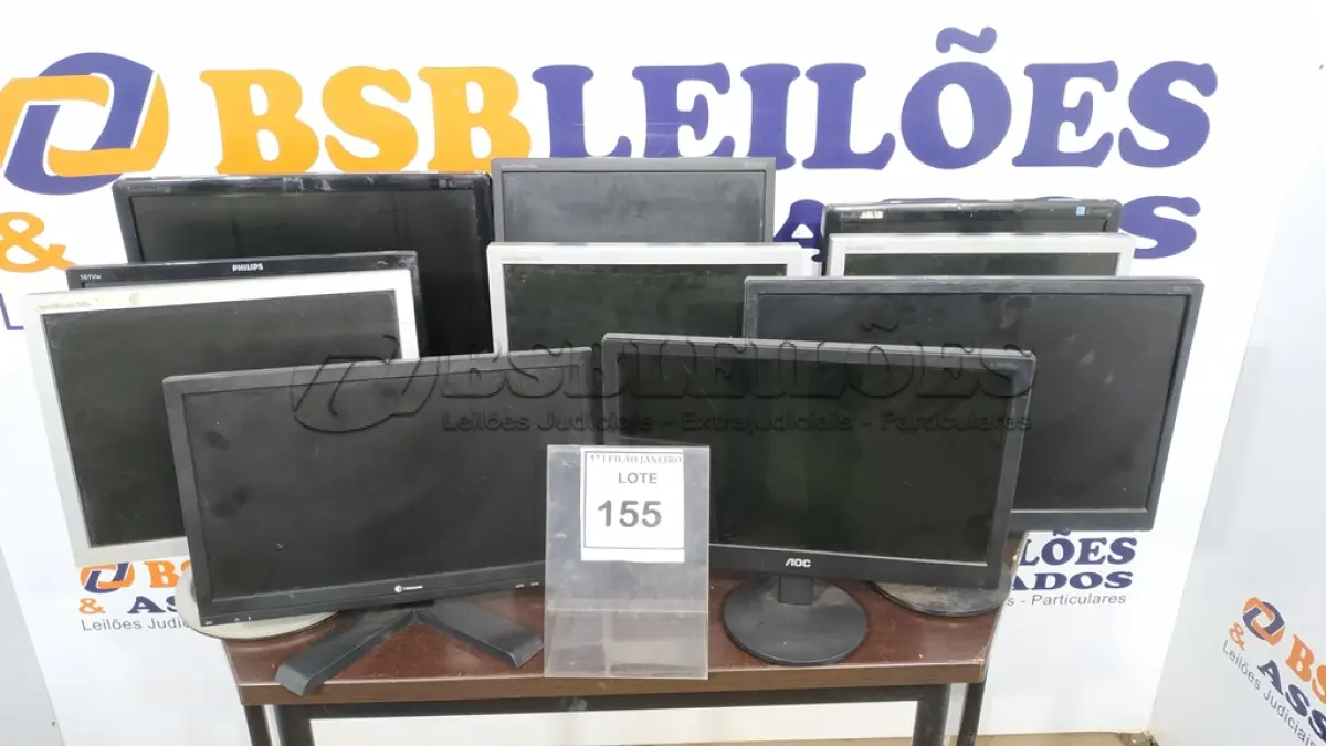 LOTE 155 - 10 MONITORES DE MARCAS E MODELOS DIVERSOS.  (NO ESTADO) ATENÇÃO! FAZER A VISITAÇÃO ANTES DE ARREMATAR, NÃO SABEMOS SE FUNCIONA. LEILÃO NÃO TEM GARANTIA E NEM DEVOLUÇÃO, SUJEITO A POSSÍVEIS AVARIAS VISÍVEIS/OCULTAS E/OU AUSÊNCIA DE COMPONENTES.