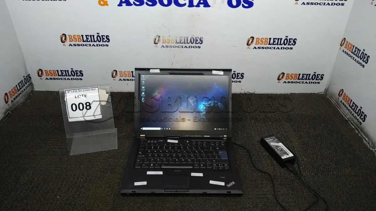 LOTE 008 - 01 NOTEBOOK MARCA LENOVO SÉRIE THINKPAD COM FONTE. (NO ESTADO) ATENÇÃO! FAZER A VISITAÇÃO ANTES DE ARREMATAR, NÃO SABEMOS SE FUNCIONA. LEILÃO NÃO TEM GARANTIA E NEM DEVOLUÇÃO, SUJEITO A POSSÍVEIS AVARIAS VISÍVEIS/OCULTAS E/OU AUSÊNCIA DE COMPONENTES.