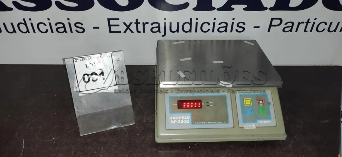 LOTE 091 - 01 BALANÇA DIGITAL MARCA DIGIPESO. (NO ESTADO) ATENÇÃO! FAZER A VISITAÇÃO ANTES DE ARREMATAR, NÃO SABEMOS SE FUNCIONA. LEILÃO NÃO TEM GARANTIA E NEM DEVOLUÇÃO, SUJEITO A POSSÍVEIS AVARIAS VISÍVEIS/OCULTAS E/OU AUSÊNCIA DE COMPONENTES.
