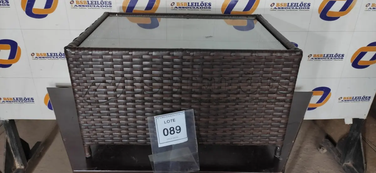 LOTE 089 - 01 MESA DE JARDIM. (NO ESTADO EM QUE SE ENCONTRA. SUJEITO A AVARIAS OCULTAS/VISÍVEIS.) BH1590U