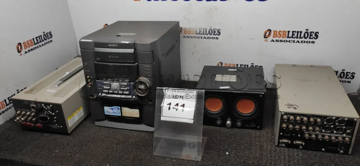 LOTE 141