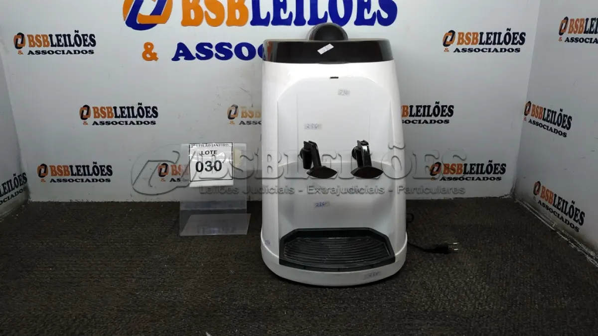LOTE 030 - 01 PURIFICADOR DE ÁGUA PARA GARRAFÃO. (NO ESTADO) ATENÇÃO! FAZER A VISITAÇÃO ANTES DE ARREMATAR, NÃO SABEMOS SE FUNCIONA. LEILÃO NÃO TEM GARANTIA E NEM DEVOLUÇÃO, SUJEITO A POSSÍVEIS AVARIAS VISÍVEIS/OCULTAS E/OU AUSÊNCIA DE COMPONENTES.