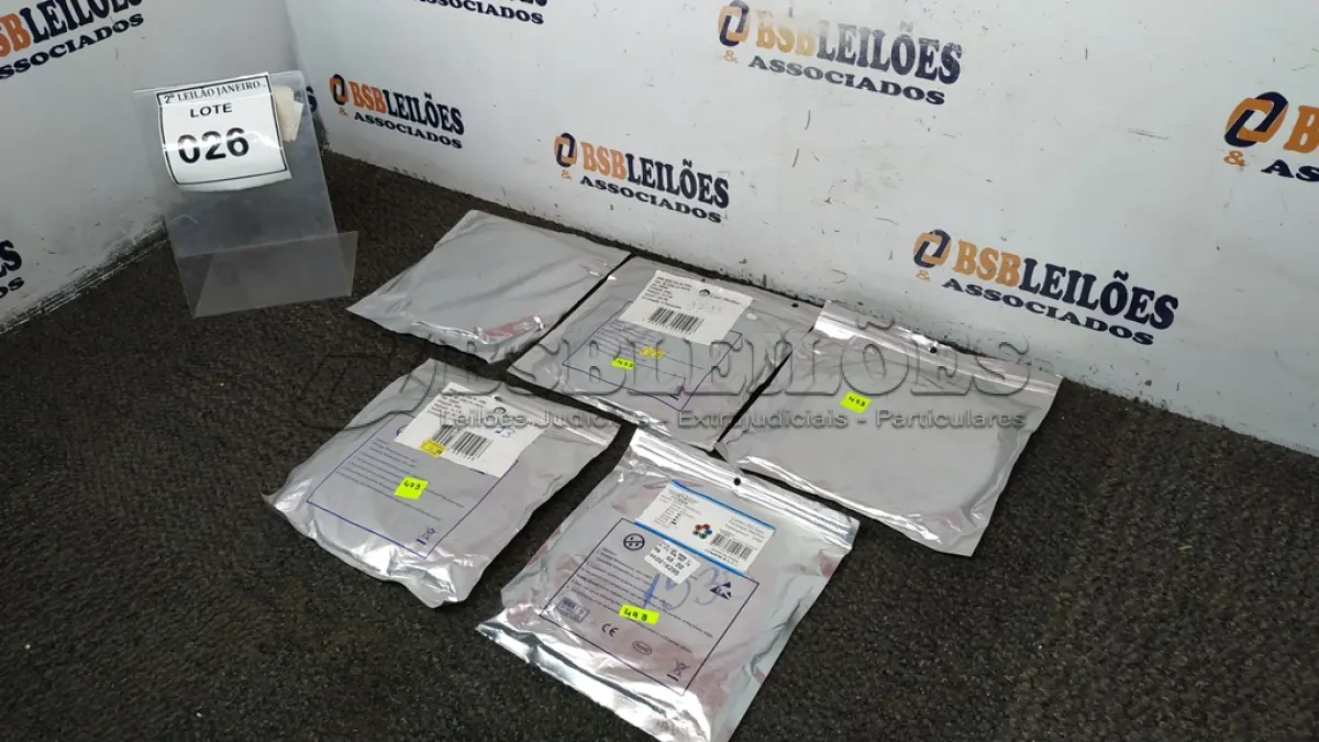 LOTE 026 - 05 FITAS LED DE 5M. (NO ESTADO) ATENÇÃO! FAZER A VISITAÇÃO ANTES DE ARREMATAR, NÃO SABEMOS SE FUNCIONA. LEILÃO NÃO TEM GARANTIA E NEM DEVOLUÇÃO, SUJEITO A POSSÍVEIS AVARIAS VISÍVEIS/OCULTAS E/OU AUSÊNCIA DE COMPONENTES.