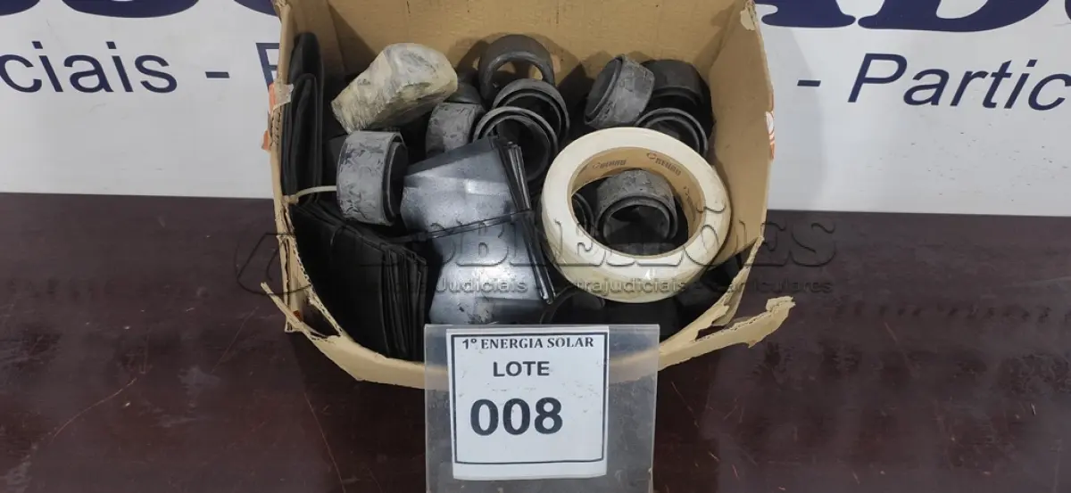 LOTE 008 - 01 LOTE COM BUCHA DE ACABAMENTOS PARA ELETRODUTOS. (NO ESTADO) ATENÇÃO! FAZER A VISITAÇÃO ANTES DE ARREMATAR, NÃO SABEMOS SE FUNCIONA, LEILÃO NÃO TEM GARANTIA E NEM DEVOLUÇÃO, SUJEITO A POSSÍVEIS AVARIAS VISÍVEIS/OCULTAS E/OU AUSÊNCIA DE COMPONENTES.