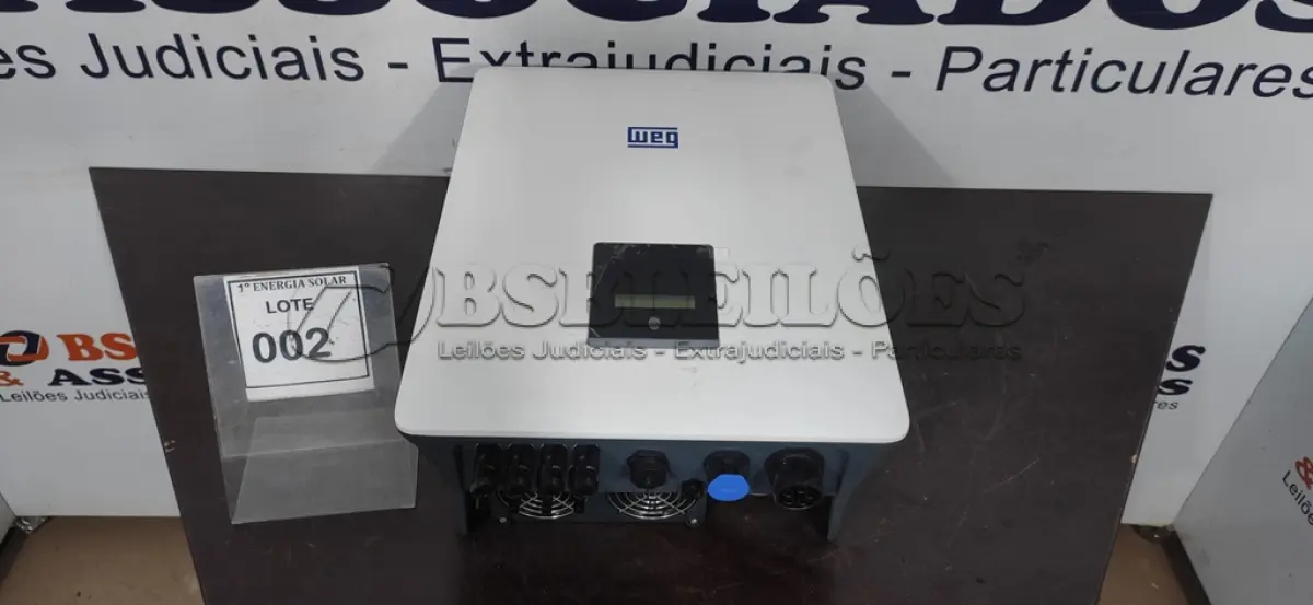 LOTE 002 - 01 INVERSOR FOTOVOLTAICO MARCA WEG MODELO SIW400G T015 W0. (NO ESTADO) ATENÇÃO! FAZER A VISITAÇÃO ANTES DE ARREMATAR, NÃO SABEMOS SE FUNCIONA, LEILÃO NÃO TEM GARANTIA E NEM DEVOLUÇÃO, SUJEITO A POSSÍVEIS AVARIAS VISÍVEIS/OCULTAS E/OU AUSÊNCIA DE COMPONENTES.