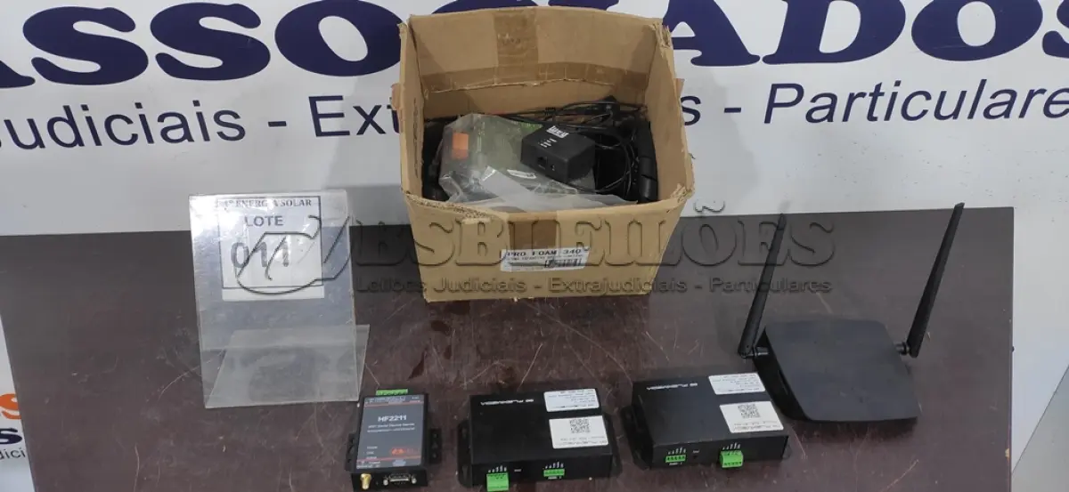 LOTE 011 - 01 LOTE COM CONVERSOR DE MÍDIA E APARELHOS PARA FIBRA ÓPTICA. (NO ESTADO) ATENÇÃO! FAZER A VISITAÇÃO ANTES DE ARREMATAR, NÃO SABEMOS SE FUNCIONA, LEILÃO NÃO TEM GARANTIA E NEM DEVOLUÇÃO, SUJEITO A POSSÍVEIS AVARIAS VISÍVEIS/OCULTAS E/OU AUSÊNCIA DE COMPONENTES.