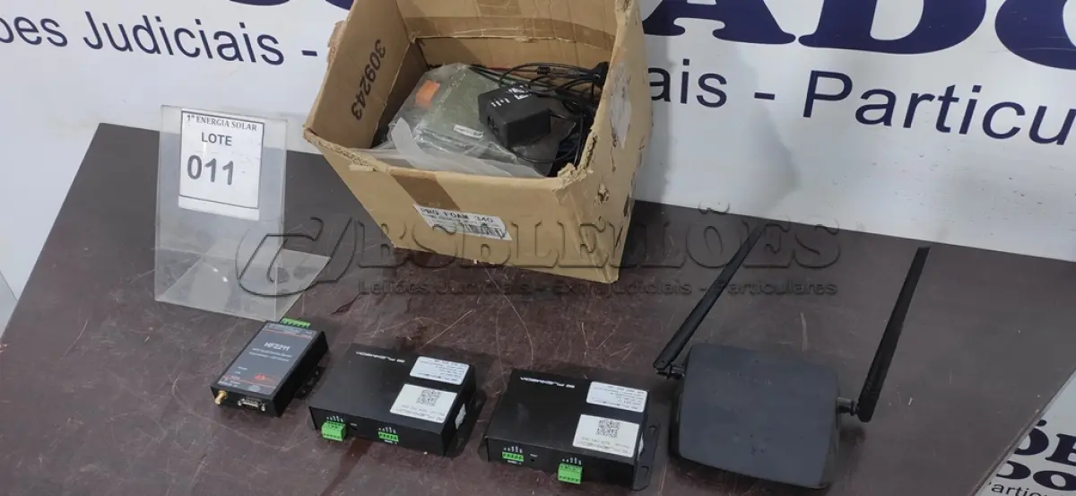 LOTE 011 - 01 LOTE COM CONVERSOR DE MÍDIA E APARELHOS PARA FIBRA ÓPTICA. (NO ESTADO) ATENÇÃO! FAZER A VISITAÇÃO ANTES DE ARREMATAR, NÃO SABEMOS SE FUNCIONA, LEILÃO NÃO TEM GARANTIA E NEM DEVOLUÇÃO, SUJEITO A POSSÍVEIS AVARIAS VISÍVEIS/OCULTAS E/OU AUSÊNCIA DE COMPONENTES.