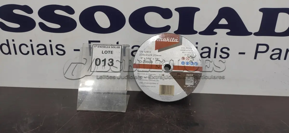 LOTE 013 - 10 DISCOS DE CORTE 9” MARCA MAKITA. (NO ESTADO) ATENÇÃO! FAZER A VISITAÇÃO ANTES DE ARREMATAR, NÃO SABEMOS SE FUNCIONA, LEILÃO NÃO TEM GARANTIA E NEM DEVOLUÇÃO, SUJEITO A POSSÍVEIS AVARIAS VISÍVEIS/OCULTAS E/OU AUSÊNCIA DE COMPONENTES.