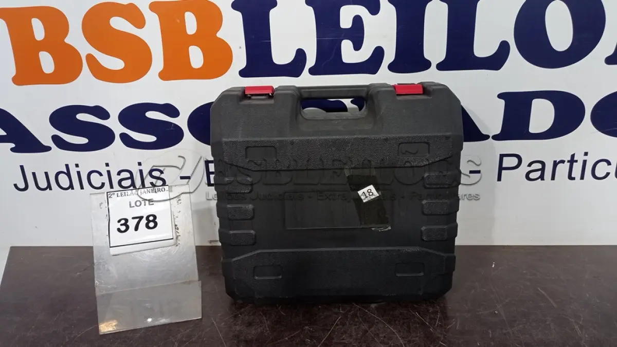 LOTE 378 - 01 MALETA PARA GUARDA FERRAMENTAS (PRODUTO NOVO). (NO ESTADO) ATENÇÃO! FAZER A VISITAÇÃO ANTES DE ARREMATAR, NÃO SABEMOS SE FUNCIONA. LEILÃO NÃO TEM GARANTIA E NEM DEVOLUÇÃO, SUJEITO A POSSÍVEIS AVARIAS VISÍVEIS/OCULTAS E/OU AUSÊNCIA DE COMPONENTES.