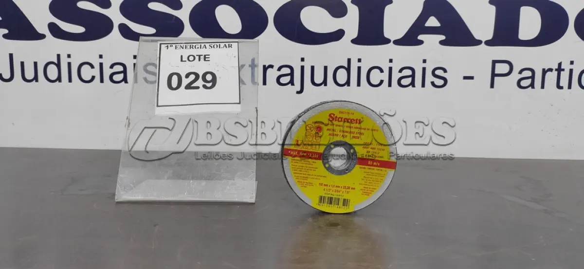 LOTE 029 - 12 DISCOS DE CORTE 115MM X 1,0MM X 22,28MM PEQUENA MARCA STARRETT. (NO ESTADO) ATENÇÃO! FAZER A VISITAÇÃO ANTES DE ARREMATAR, NÃO SABEMOS SE FUNCIONA, LEILÃO NÃO TEM GARANTIA E NEM DEVOLUÇÃO, SUJEITO A POSSÍVEIS AVARIAS VISÍVEIS/OCULTAS E/OU AUSÊNCIA DE COMPONENTES.