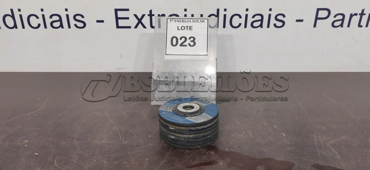LOTE 023 - 07 DISCOS DE DESBASTE PARA ESMERILHADEIRA. (NO ESTADO) ATENÇÃO! FAZER A VISITAÇÃO ANTES DE ARREMATAR, NÃO SABEMOS SE FUNCIONA, LEILÃO NÃO TEM GARANTIA E NEM DEVOLUÇÃO, SUJEITO A POSSÍVEIS AVARIAS VISÍVEIS/OCULTAS E/OU AUSÊNCIA DE COMPONENTES.