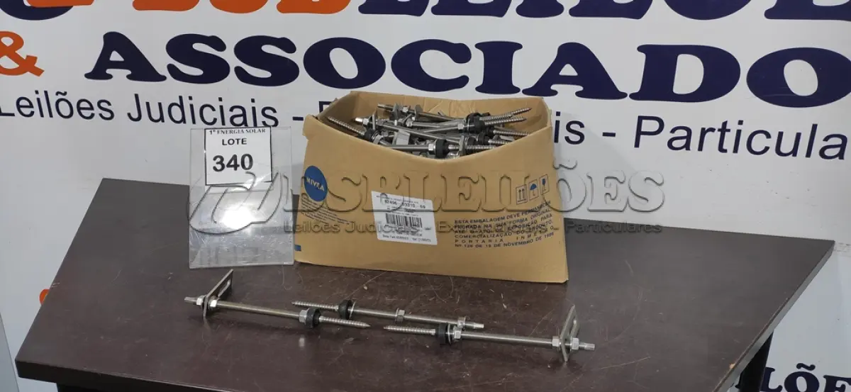 LOTE 340 - 01 CAIXA COM PARAFUSOS DE FIXAÇÃO METÁLICO M10 X 250MM AÇO INOX.  (NO ESTADO) ATENÇÃO! FAZER A VISITAÇÃO ANTES DE ARREMATAR, NÃO SABEMOS SE FUNCIONA, LEILÃO NÃO TEM GARANTIA E NEM DEVOLUÇÃO, SUJEITO A POSSÍVEIS AVARIAS VISÍVEIS/OCULTAS E/OU AUSÊNCIA DE COMPONENTES.