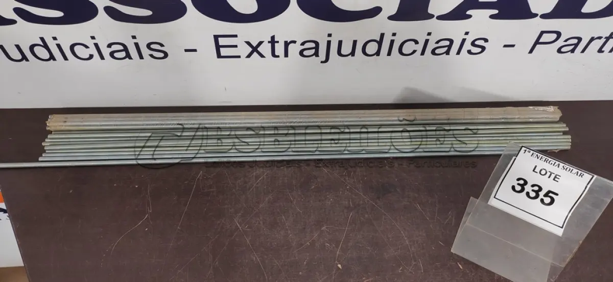 LOTE 335 - 01 LOTE COM BARRAS ROSCADAS. (NO ESTADO) ATENÇÃO! FAZER A VISITAÇÃO ANTES DE ARREMATAR, NÃO SABEMOS SE FUNCIONA, LEILÃO NÃO TEM GARANTIA E NEM DEVOLUÇÃO, SUJEITO A POSSÍVEIS AVARIAS VISÍVEIS/OCULTAS E/OU AUSÊNCIA DE COMPONENTES.