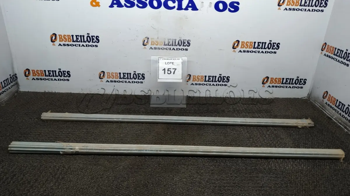 LOTE 157 - 01 LOTE COM BARRAS ROSCADAS. (NO ESTADO) ATENÇÃO! FAZER A VISITAÇÃO ANTES DE ARREMATAR, NÃO SABEMOS SE FUNCIONA, LEILÃO NÃO TEM GARANTIA E NEM DEVOLUÇÃO, SUJEITO A POSSÍVEIS AVARIAS VISÍVEIS/OCULTAS E/OU AUSÊNCIA DE COMPONENTES.