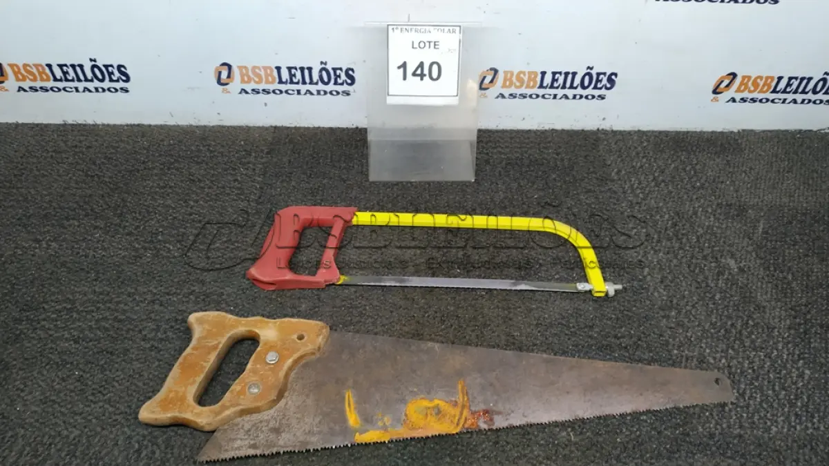 LOTE 140 - 01 ARCO DE SERRA E 01 SERROTE. (NO ESTADO) ATENÇÃO! FAZER A VISITAÇÃO ANTES DE ARREMATAR, NÃO SABEMOS SE FUNCIONA, LEILÃO NÃO TEM GARANTIA E NEM DEVOLUÇÃO, SUJEITO A POSSÍVEIS AVARIAS VISÍVEIS/OCULTAS E/OU AUSÊNCIA DE COMPONENTES.