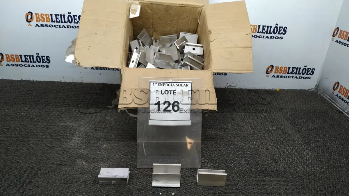 LOTE 126 - 01 CAIXA COM TERMINAIS FINAIS. (NO ESTADO) ATENÇÃO! FAZER A VISITAÇÃO ANTES DE ARREMATAR, NÃO SABEMOS SE FUNCIONA, LEILÃO NÃO TEM GARANTIA E NEM DEVOLUÇÃO, SUJEITO A POSSÍVEIS AVARIAS VISÍVEIS/OCULTAS E/OU AUSÊNCIA DE COMPONENTES.