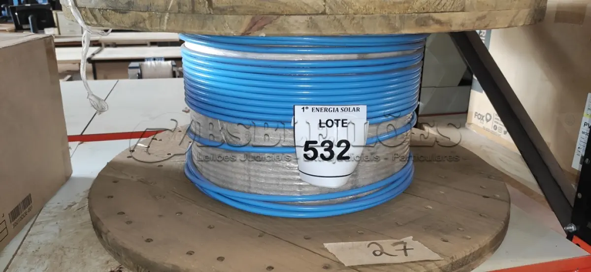 LOTE 532 - 58M DE CABO DE COBRE AZUL 10MM. (NO ESTADO) ATENÇÃO! FAZER A VISITAÇÃO ANTES DE ARREMATAR, NÃO SABEMOS SE FUNCIONA, LEILÃO NÃO TEM GARANTIA E NEM DEVOLUÇÃO, SUJEITO A POSSÍVEIS AVARIAS VISÍVEIS/OCULTAS