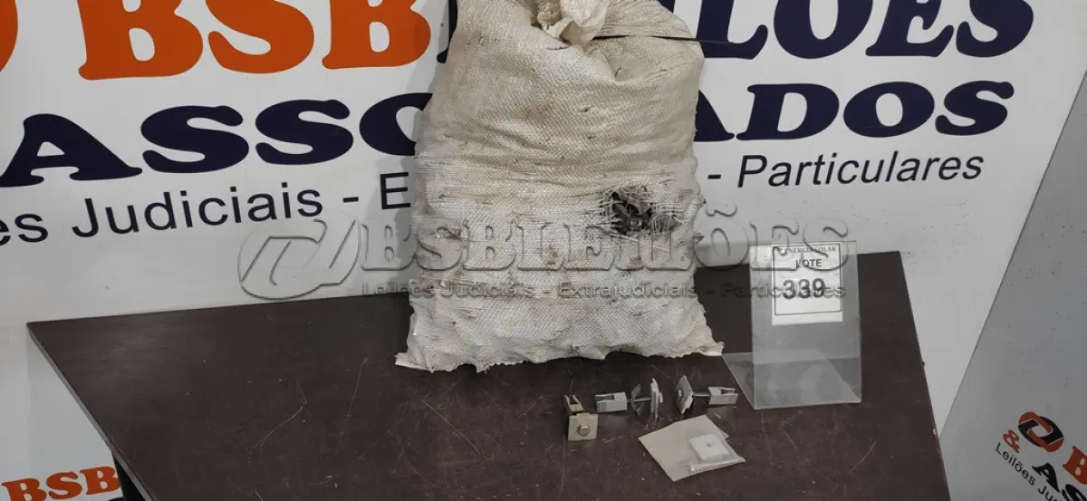 LOTE 339 - 01 LOTE COM GRAMPOS INTERMEDIÁRIOS. (NO ESTADO) ATENÇÃO! FAZER A VISITAÇÃO ANTES DE ARREMATAR, NÃO SABEMOS SE FUNCIONA, LEILÃO NÃO TEM GARANTIA E NEM DEVOLUÇÃO, SUJEITO A POSSÍVEIS AVARIAS VISÍVEIS/OCULTAS E/OU AUSÊNCIA DE COMPONENTES.