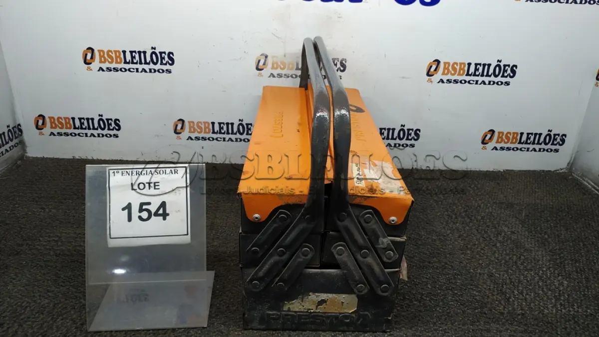 LOTE 154 - 01 CAIXA PARA FERRAMENTAS. (NO ESTADO) ATENÇÃO! FAZER A VISITAÇÃO ANTES DE ARREMATAR, NÃO SABEMOS SE FUNCIONA, LEILÃO NÃO TEM GARANTIA E NEM DEVOLUÇÃO, SUJEITO A POSSÍVEIS AVARIAS VISÍVEIS/OCULTAS E/OU AUSÊNCIA DE COMPONENTES.