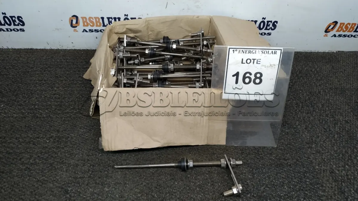 LOTE 168 - 01 CAIXA COM PARAFUSOS DE FIXAÇÃO METÁLICO M10 X 250MM AÇO INOX.   (NO ESTADO) ATENÇÃO! FAZER A VISITAÇÃO ANTES DE ARREMATAR, NÃO SABEMOS SE FUNCIONA, LEILÃO NÃO TEM GARANTIA E NEM DEVOLUÇÃO, SUJEITO A POSSÍVEIS AVARIAS VISÍVEIS/OCULTAS E/OU AUSÊNCIA DE COMPONENTES.