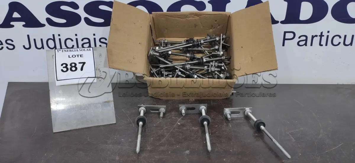 LOTE 387 - 01 CAIXA COM PARAFUSOS DE FIXAÇÃO METÁLICO M10 X 250MM AÇO INOX.  (NO ESTADO) ATENÇÃO! FAZER A VISITAÇÃO ANTES DE ARREMATAR, NÃO SABEMOS SE FUNCIONA, LEILÃO NÃO TEM GARANTIA E NEM DEVOLUÇÃO, SUJEITO A POSSÍVEIS AVARIAS VISÍVEIS/OCULTAS E/OU 