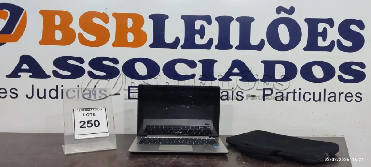 LOTE 250 - 01 NOTEBOOK ASUS COREI3 MODELO Q200E SEM FONTE.  (NO ESTADO) ATENÇÃO! FAZER A VISITAÇÃO ANTES DE ARREMATAR, NÃO SABEMOS SE FUNCIONA, LEILÃO NÃO TEM GARANTIA E NEM DEVOLUÇÃO, SUJEITO A POSSÍVEIS AVARIAS VISÍVEIS/OCULTAS E/OU AUSÊNCIA DE COMPONENTES.