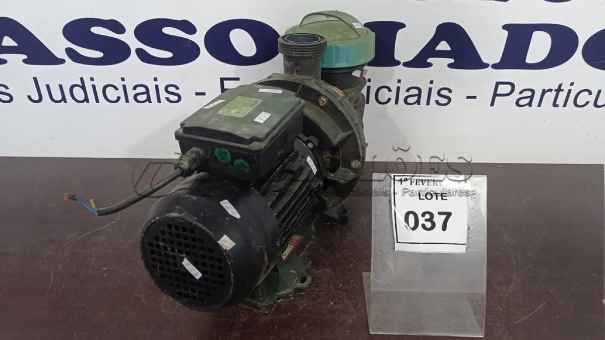 LOTE 037 - 01 BOMBA COM PRÉ-FILTRO PRA PISCINA MARCA SODRAMAR. (NO ESTADO) ATENÇÃO! FAZER A VISITAÇÃO ANTES DE ARREMATAR, NÃO SABEMOS SE FUNCIONA, LEILÃO NÃO TEM GARANTIA E NEM DEVOLUÇÃO, SUJEITO A POSSÍVEIS AVARIAS VISÍVEIS/OCULTAS E/OU AUSÊNCIA DE COMPONENTES.