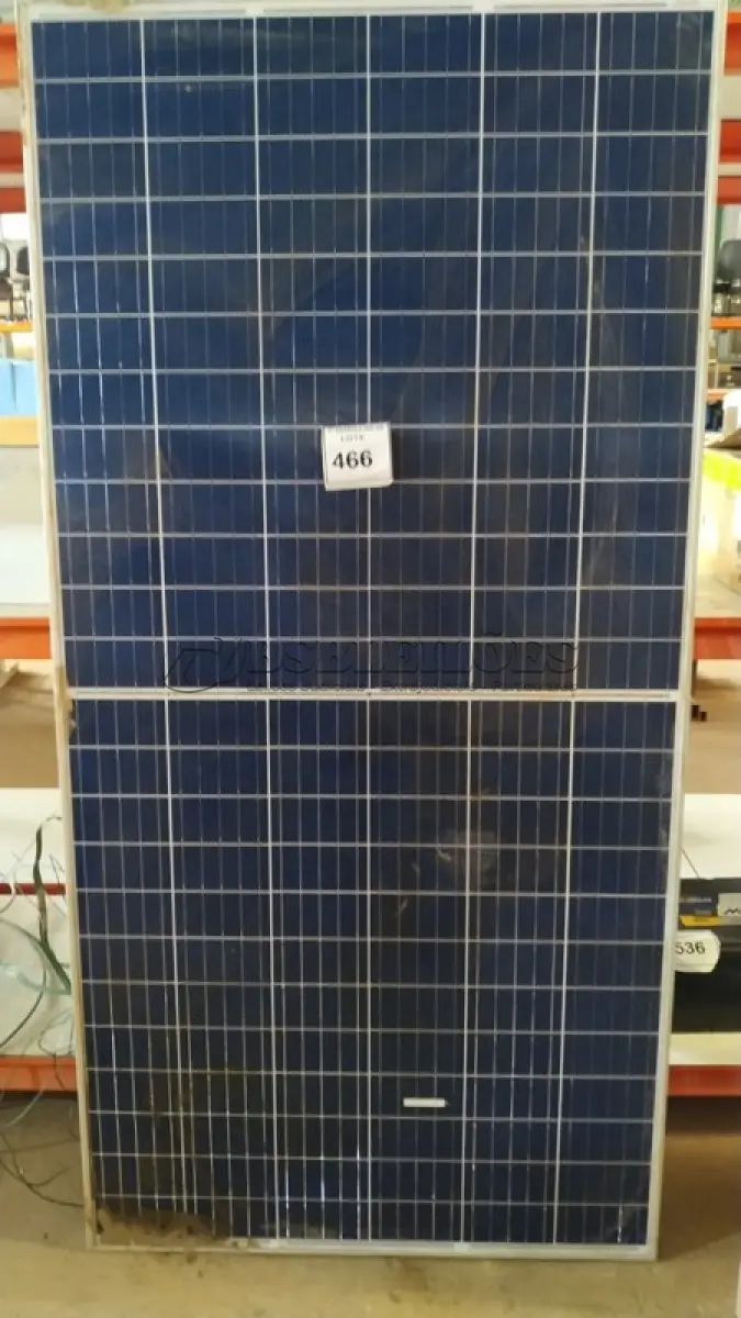 LOTE 466 - 01 MÓDULO SOLAR 350 WATTS. (NO ESTADO) ATENÇÃO! FAZER A VISITAÇÃO ANTES DE ARREMATAR, NÃO SABEMOS SE FUNCIONA, LEILÃO NÃO TEM GARANTIA E NEM DEVOLUÇÃO, SUJEITO A POSSÍVEIS AVARIAS VISÍVEIS/OCULTAS