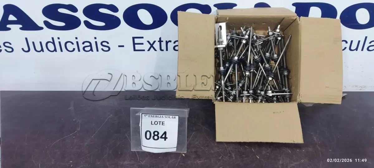 LOTE 084 - 01 CAIXA COM PARAFUSOS DE FIXAÇÃO METÁLICO M10 X 250MM AÇO INOX.  (NO ESTADO) ATENÇÃO! FAZER A VISITAÇÃO ANTES DE ARREMATAR, NÃO SABEMOS SE FUNCIONA, LEILÃO NÃO TEM GARANTIA E NEM DEVOLUÇÃO, SUJEITO A POSSÍVEIS AVARIAS VISÍVEIS/OCULTAS E/OU AUSÊNCIA DE COMPONENTES.