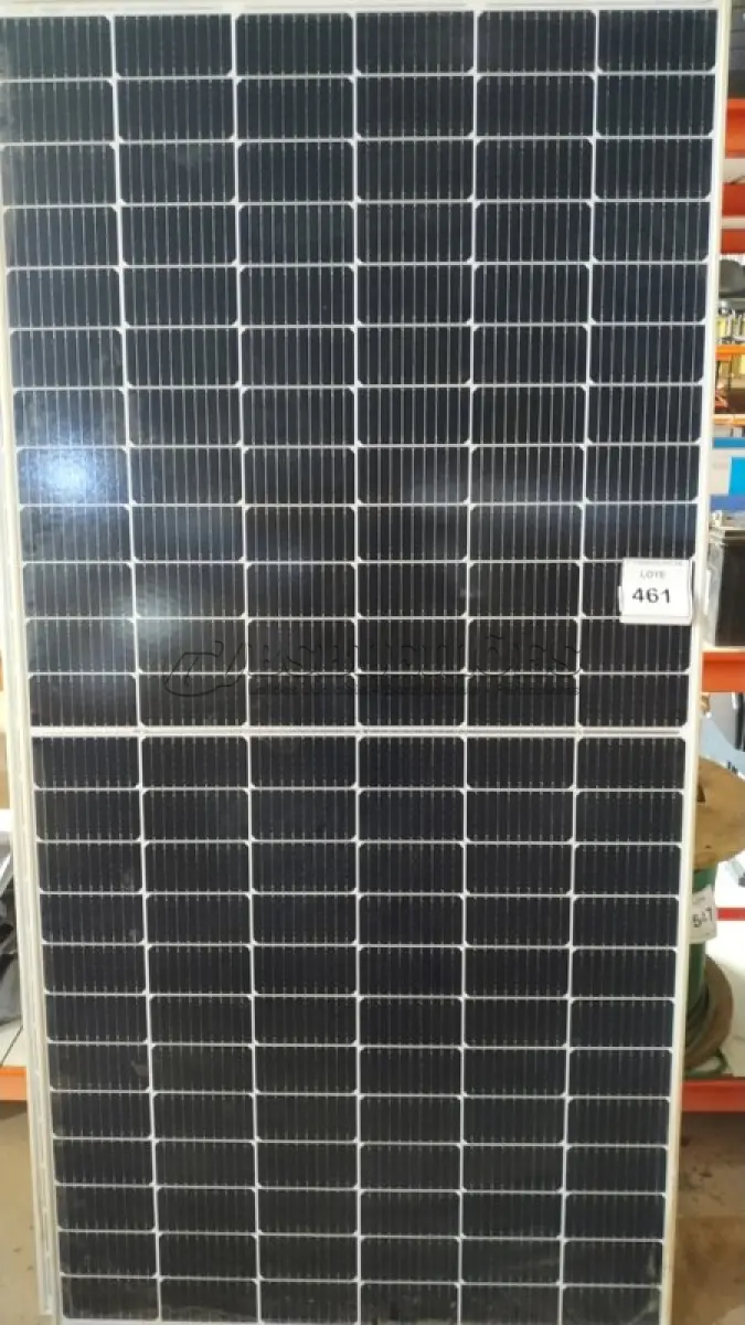 LOTE 461 - 01 MÓDULO SOLAR 445WATTS. (NO ESTADO) ATENÇÃO! FAZER A VISITAÇÃO ANTES DE ARREMATAR, NÃO SABEMOS SE FUNCIONA, LEILÃO NÃO TEM GARANTIA E NEM DEVOLUÇÃO, SUJEITO A POSSÍVEIS AVARIAS VISÍVEIS/OCULTAS E/OU